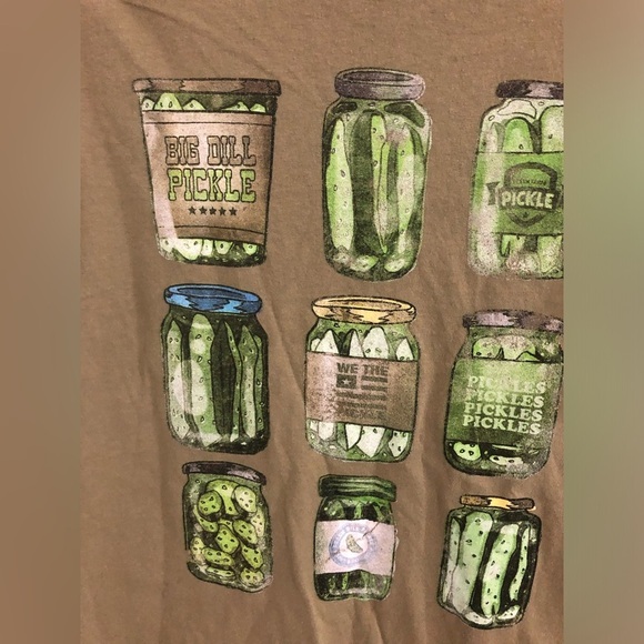 Olive green dill pickle graphic print tshirt size small new - Picture 9 of 9